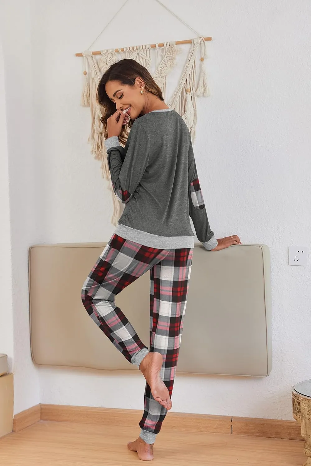 Ekouaer Pajamas Set for Women Long Sleeve Crew Neck Comfy Pjs Lounge Sets With Pockets