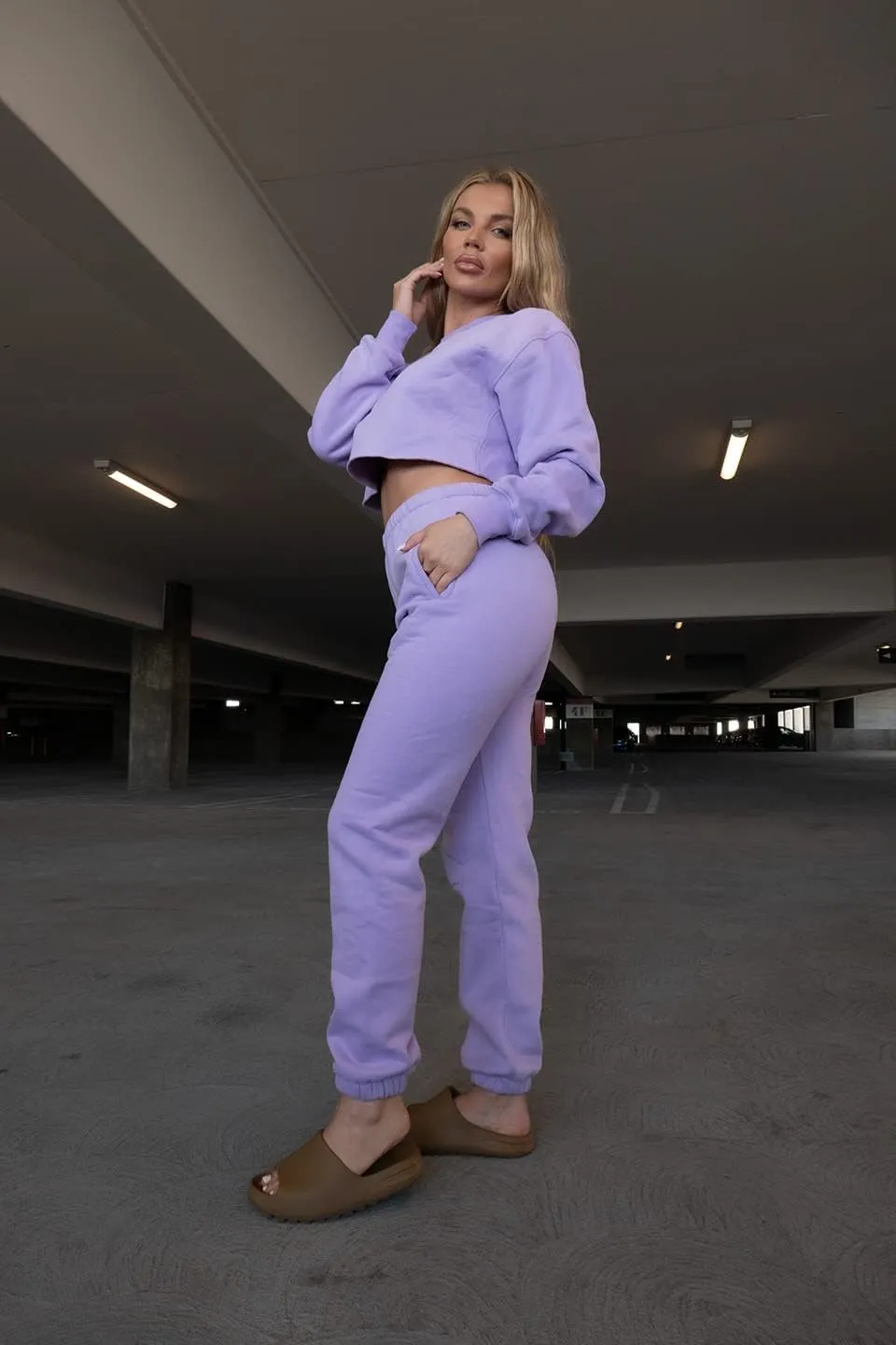 TIC TOC Women’s Soft Fleece Oversized Sweatpants Casual Essential High Waisted Jogger Pants with Pockets